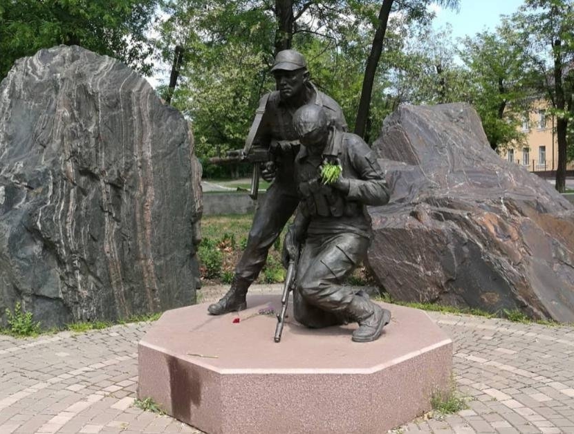 Monument from the hometown of President Volodymyr Zelinsky, Kryvyi Rih Photo: Per-Kaare Holdal